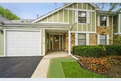 1112 Scanlon Drive #A1, Wheeling, IL 60090 - Photo 1