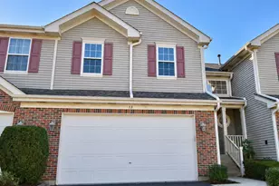 53 Stonegate Ln, Streamwood, IL 60107 - Photo 1