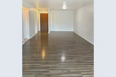 33 S Shaddle Avenue #212, Mundelein, IL 60060 - Photo 3