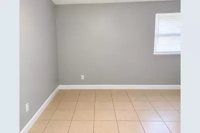 339 W 17th Street, Chicago Heights, IL 60411 - Photo 9