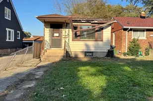 518 Calumet Way, Calumet City, IL 60409 - Photo 1