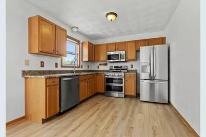 10985 Dixon Pines Circle, Machesney Park, IL 61115 - Photo 7