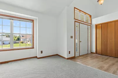 10985 Dixon Pines Circle, Machesney Park, IL 61115 - Photo 5