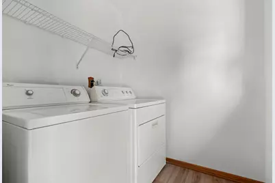 10985 Dixon Pines Circle, Machesney Park, IL 61115 - Photo 15