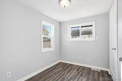 1140 S Spencer Street, Aurora, IL 60505 - Photo 13