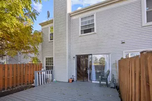 675 Waterford Dr, Hanover Park, IL 60133 - Photo 19