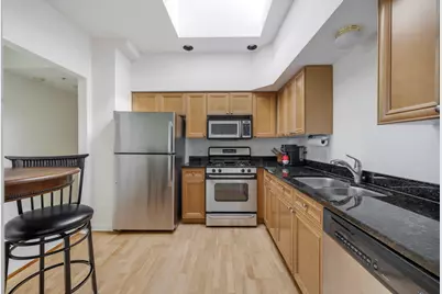 655 Perrie Drive #605, Elk Grove Village, IL 60007 - Photo 3