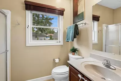 33147 N Lake Shore Drive, Grayslake, IL 60030 - Photo 13
