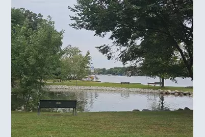 33147 N Lake Shore Drive, Grayslake, IL 60030 - Photo 35