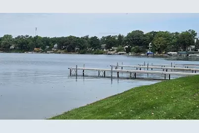 33147 N Lake Shore Drive, Grayslake, IL 60030 - Photo 31