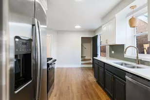 6332 N Mobile Ave, Chicago, IL 60646 - Photo 9