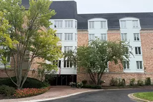 200 Lake Blvd, Buffalo Grove, IL 60089 - Photo 1