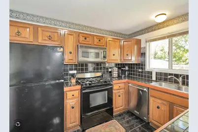 225 Oakhurst Road, Matteson, IL 60443 - Photo 11