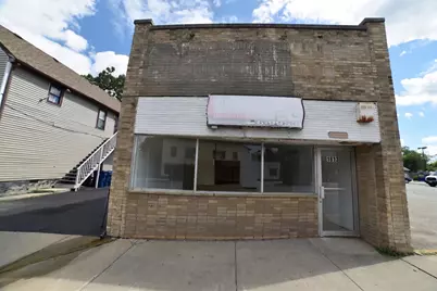 1813 Washington Street, Waukegan, IL 60085 - Photo 1