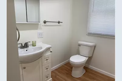 1104 Pulaski Street, Peru, IL 61354 - Photo 9