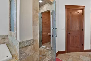 6871 Montague Rd, Rockford, IL 61102 - Photo 21