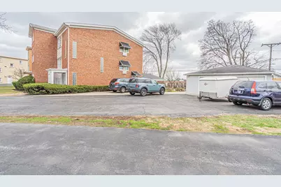 573 Dorothy Drive #2, Des Plaines, IL 60016 - Photo 25