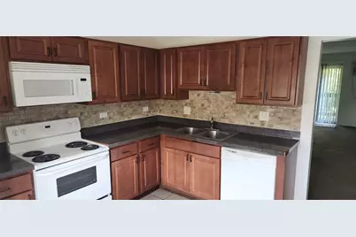 7725 Woodward Avenue #2N, Woodridge, IL 60517 - Photo 3