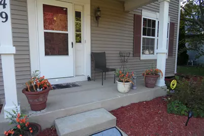 1749 Newport Lane, Montgomery, IL 60538 - Photo 5