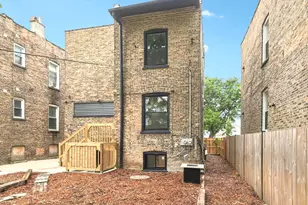 1615 S Trumbull Ave, Chicago, IL 60623 - Photo 19
