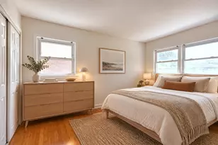 300 Wisconsin Dr, Des Plaines, IL 60016 - Photo 15
