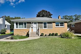 300 Wisconsin Dr, Des Plaines, IL 60016 - Photo 1