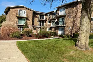 9040 W 140th St, Orland Park, IL 60462 - Photo 1