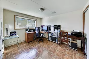 12901 S Carpenter St, Calumet Park, IL 60827 - Photo 9