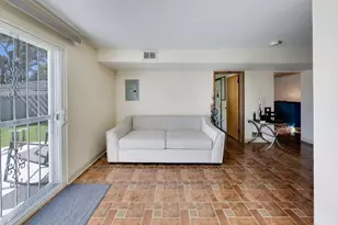 12901 S Carpenter St, Calumet Park, IL 60827 - Photo 7