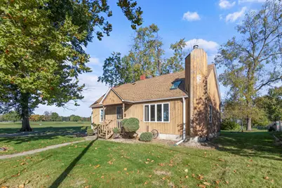 627 W 1st. Street, Sandwich, IL 60548 - Photo 1