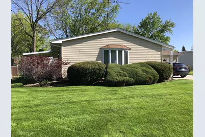 36531 N Douglas Terrace, Gurnee, IL 60031 - Photo 1