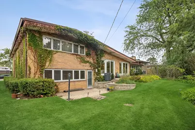 4421 W Lunt Avenue, Lincolnwood, IL 60712 - Photo 33