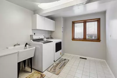 4421 W Lunt Avenue, Lincolnwood, IL 60712 - Photo 29