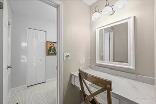 1061 Florida Ln, Elk Grove Village, IL 60007 - Photo 27