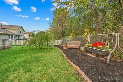 1061 Florida Lane, Elk Grove Village, IL 60007 - Photo 39