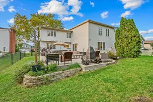 1061 Florida Ln, Elk Grove Village, IL 60007 - Photo 37