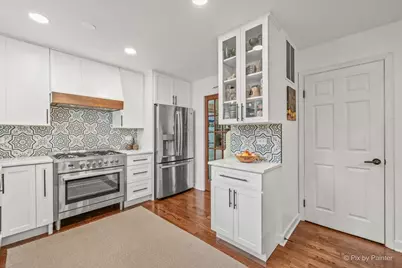 1061 Florida Lane, Elk Grove Village, IL 60007 - Photo 7