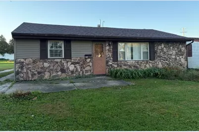 221 W 7th Street, Spring Valley, IL 61362 - Photo 1