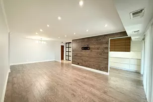 502 W Huntington Commons Rd, Mount Prospect, IL 60056 - Photo 15