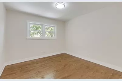 7311 N Kedvale Avenue, Lincolnwood, IL 60712 - Photo 17