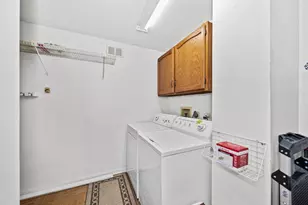 609 Edinburgh Ln, Prospect Heights, IL 60070 - Photo 13