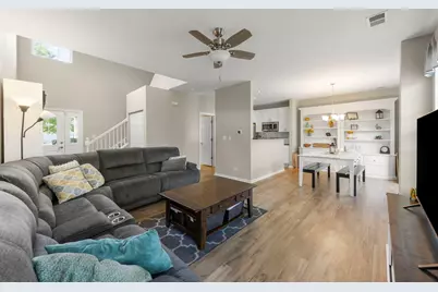 2755 McClennan Court, Naperville, IL 60563 - Photo 3