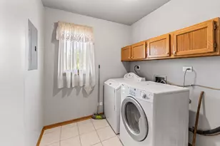 9414 S 69th Ave, Oak Lawn, IL 60453 - Photo 19