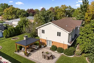 9414 S 69th Ave, Oak Lawn, IL 60453 - Photo 33