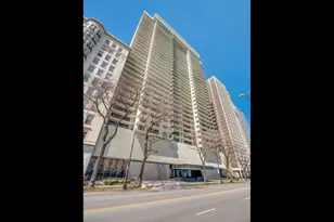 1212 N Lake Shore Dr, Chicago, IL 60610 - Photo 1