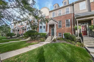 105 Station Park Cir, Grayslake, IL 60030 - Photo 1