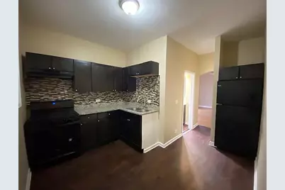 [Address not provided], Chicago, IL 60649 - Photo 3