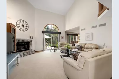 8521 Thistlewood Court, Darien, IL 60561 - Photo 7