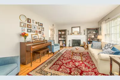 608 S Walnut Avenue, Arlington Heights, IL 60005 - Photo 3