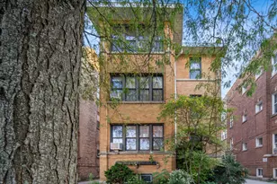 2037 W Morse Ave, Chicago, IL 60645 - Photo 1